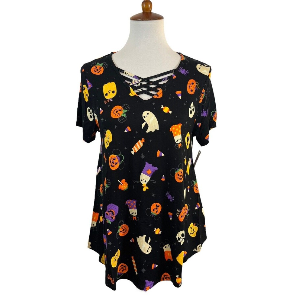 NWT Disney Parks HALLOWEEN 2021 Mickey Pumpkin Candy Treats Women’s Shirt Sz Med